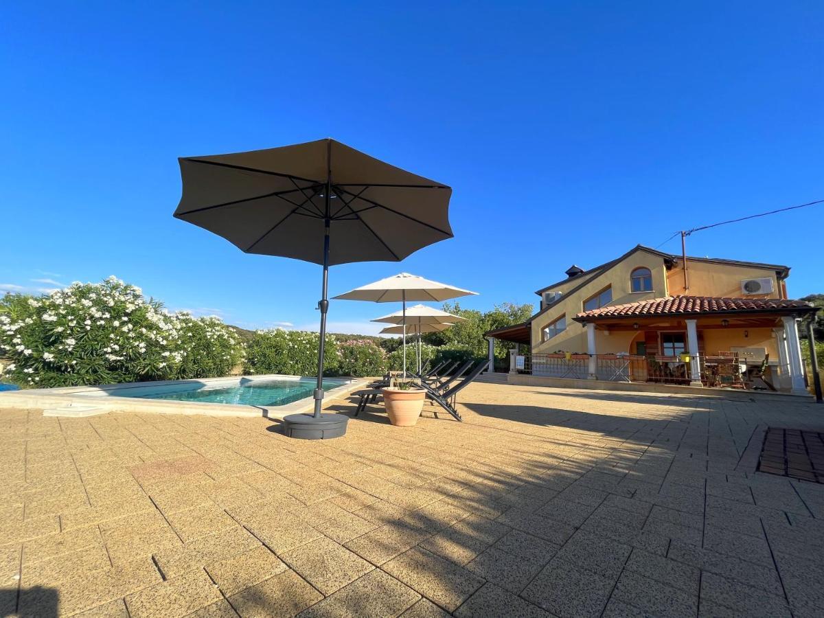 Holiday Home Valmoneda Rovinj Luaran gambar