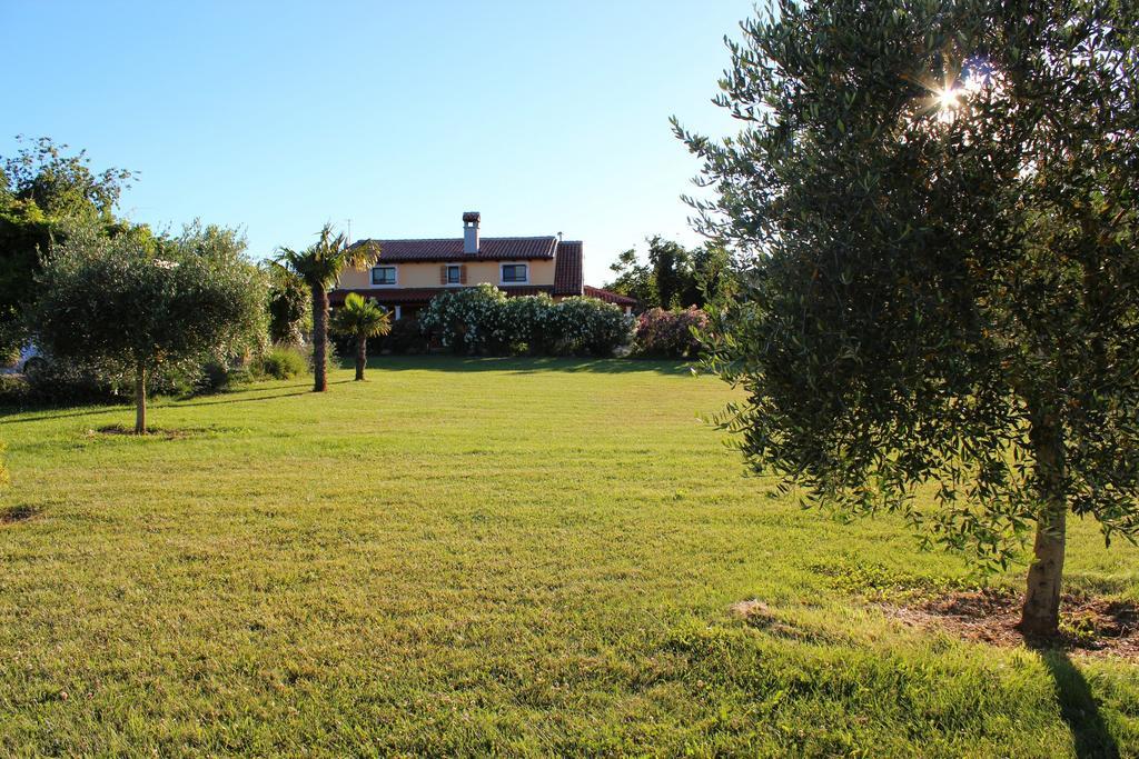 Holiday Home Valmoneda Rovinj Bilik gambar