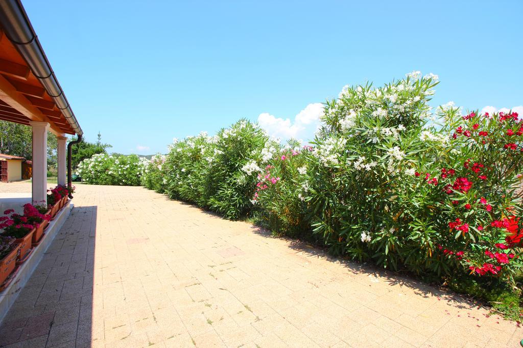 Holiday Home Valmoneda Rovinj Luaran gambar