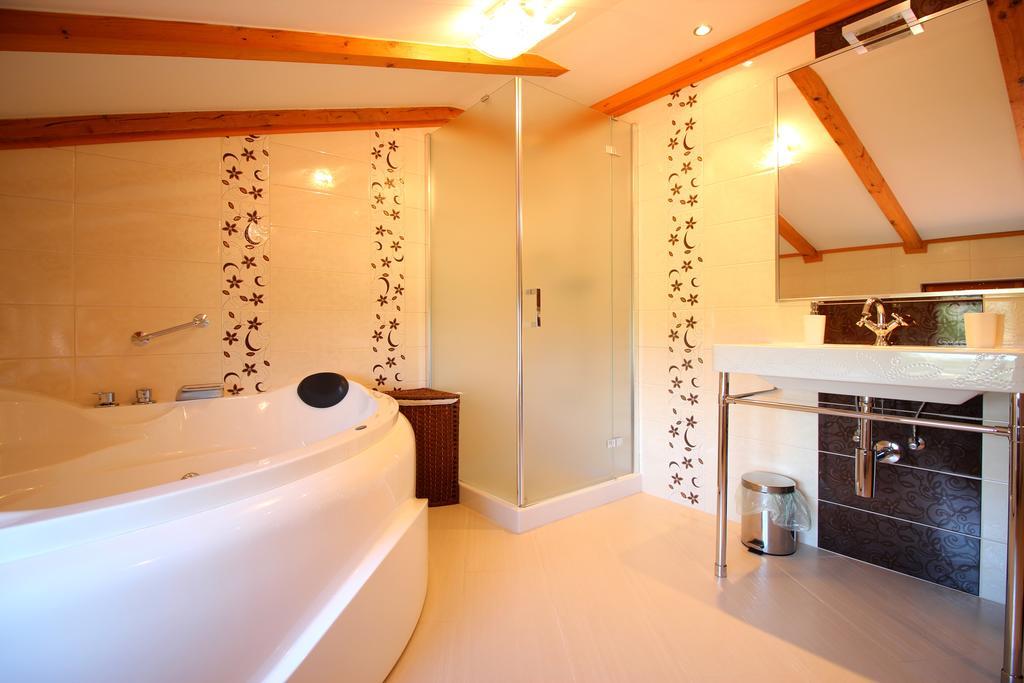 Holiday Home Valmoneda Rovinj Luaran gambar